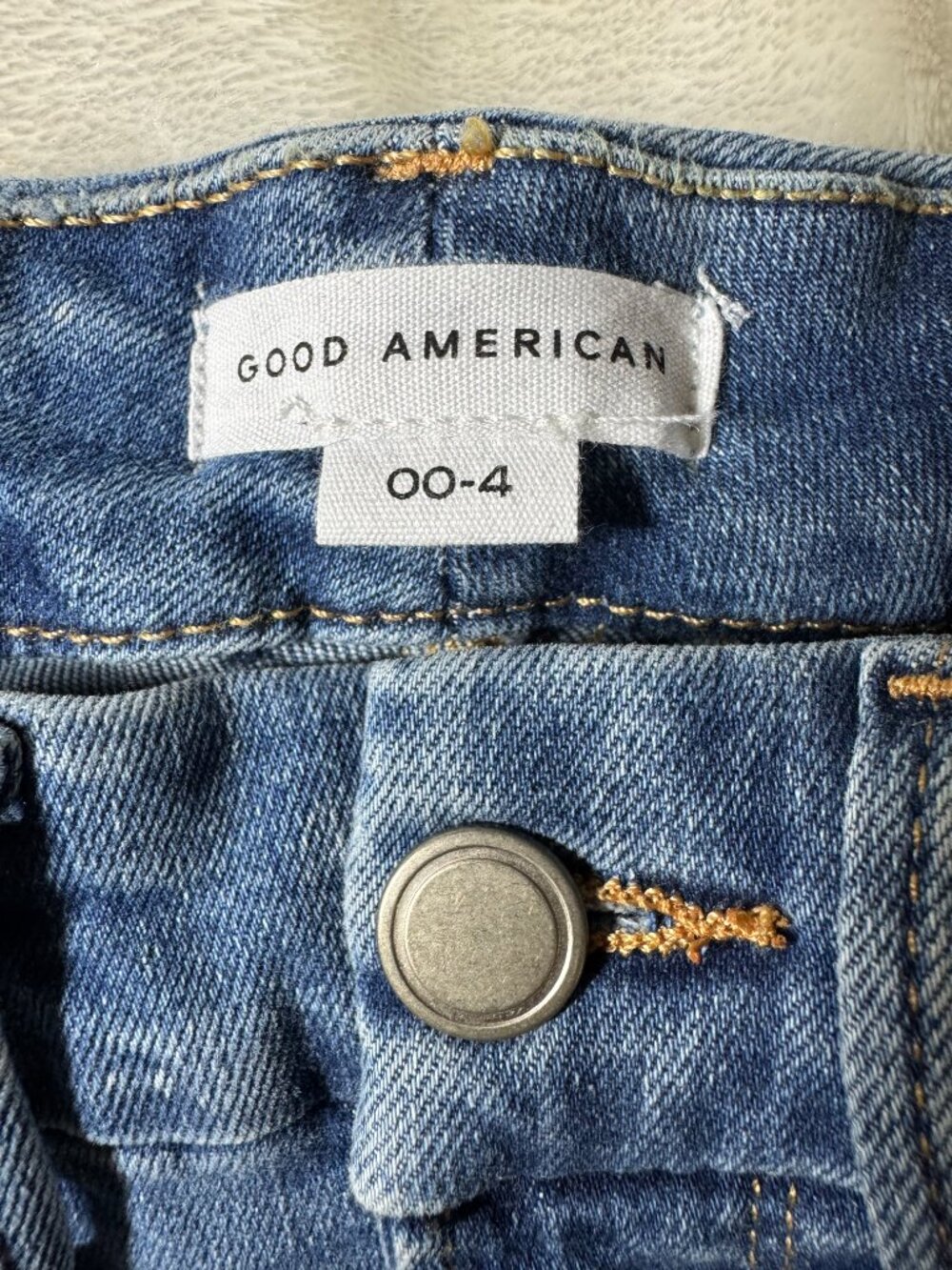 Good American Good Legs Straight Jeans Size 00 4 32 Inseam - Picture 8 of 10
